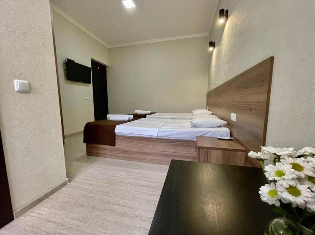 Merien Hotel Єреван Екстер'єр фото