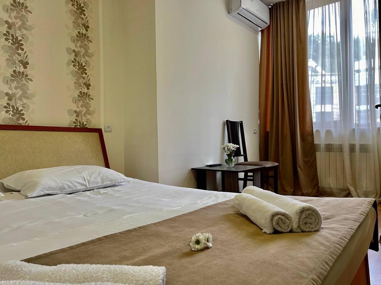 Merien Hotel Єреван Екстер'єр фото